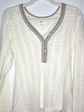 BKE Cream Henley Top Long Sleeve Neutral Knit Casual Cozy Minimalist-M